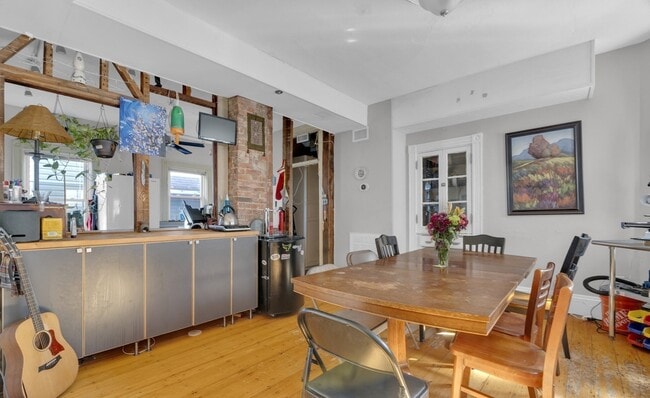 Photo - 5 Sachem St Unit 3