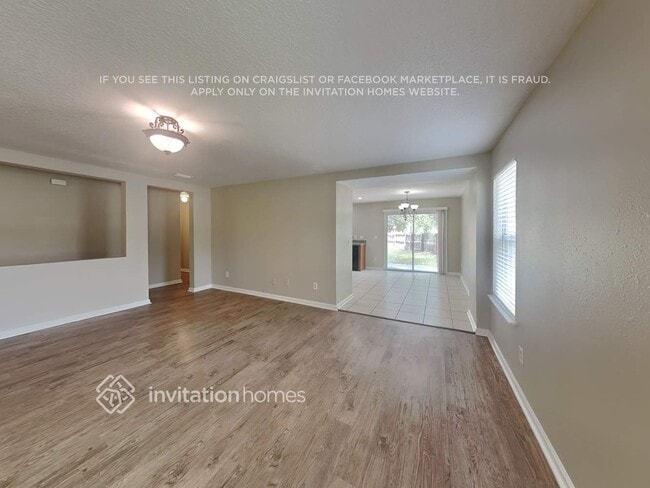 7102 Beekman Lake Dr