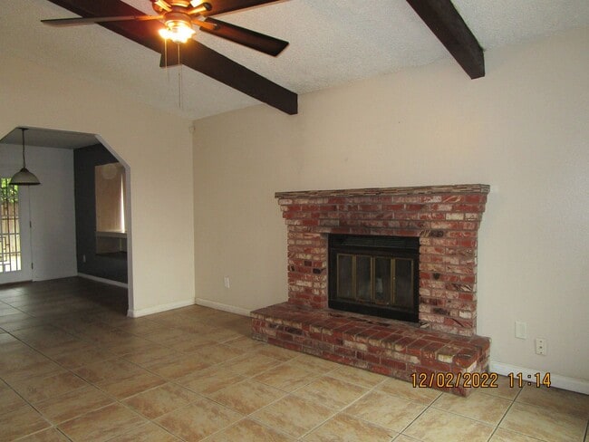 Photo - South Bakersfield, 3 Bedroom 2 Bathrooms