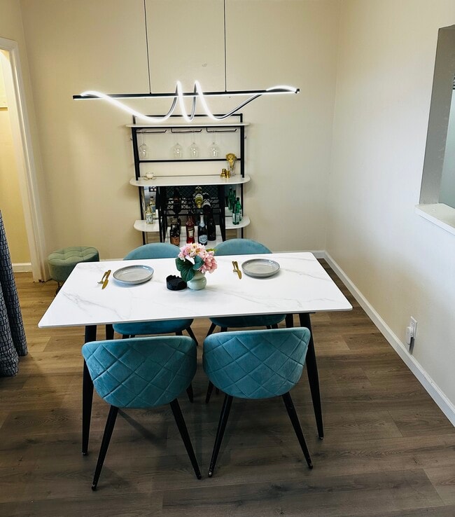 Photo - 602 Lakeview Cir SE Unit H