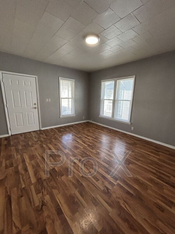 Photo - 117 W Monroe St