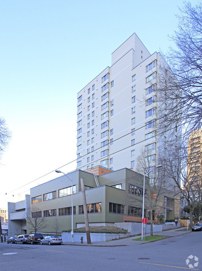 Chancery Place Apartments - Chancery Place Apartments