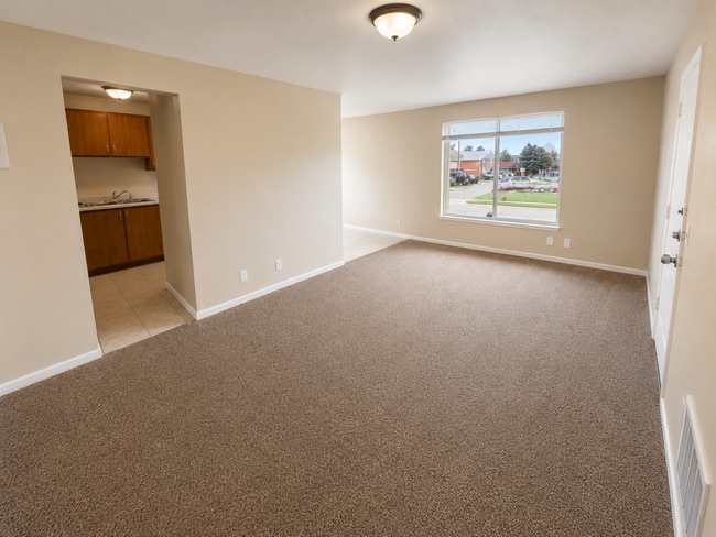 Building Photo - 4642 S Arlington Park Dr Unit 04