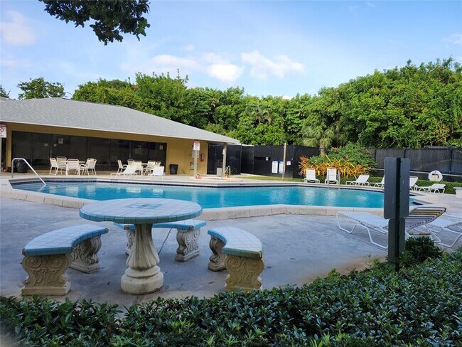 Photo - 545 Trace Cir Unit 105