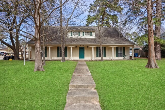 Building Photo - 626 Rosewood Dr Rental
