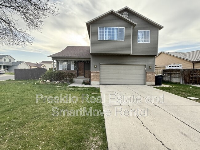 Photo - 8170 S 2245 W House