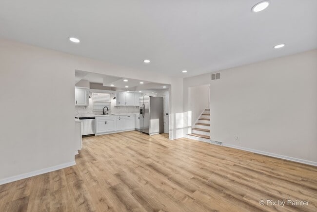 Photo - 1019 Maple St