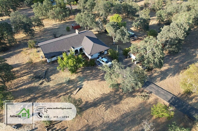Photo - 19434 Hollow Ln