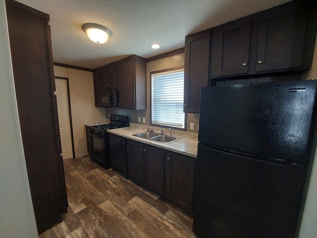 Building Photo - 101 Mulberry