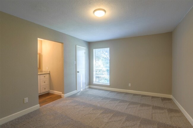Photo - 11402 Brook Meadows Ln