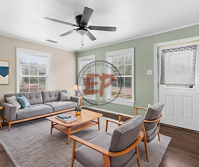 Photo - 1212 Lewis St