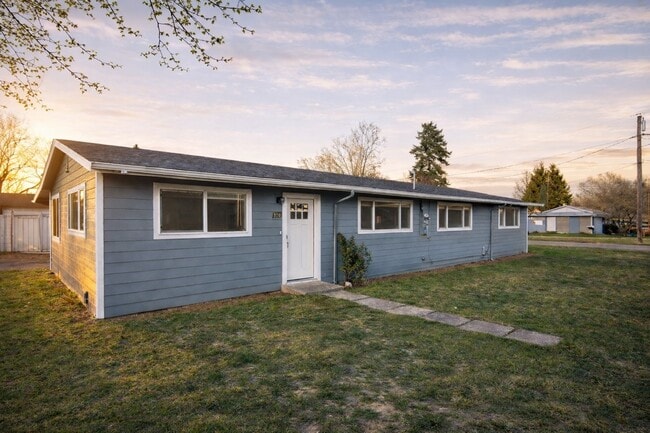 Photo - 1410 E 30th St