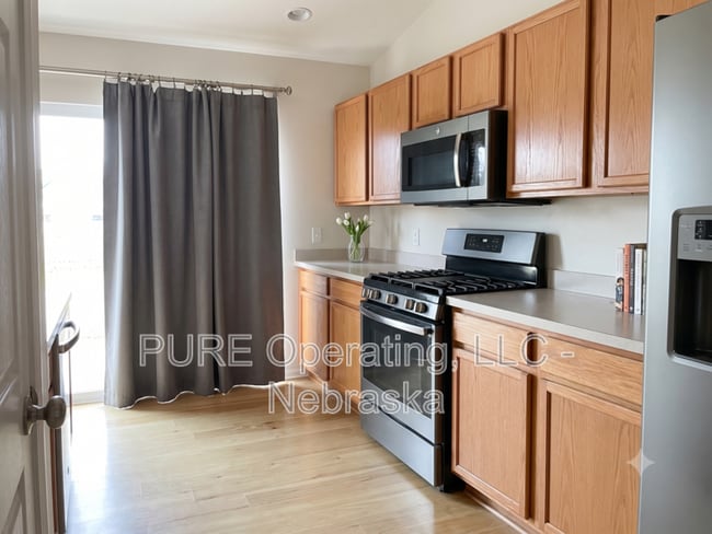 Photo - 8464 N 155th St