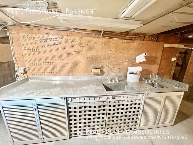 Photo - 914 E Fir St Unit Basement