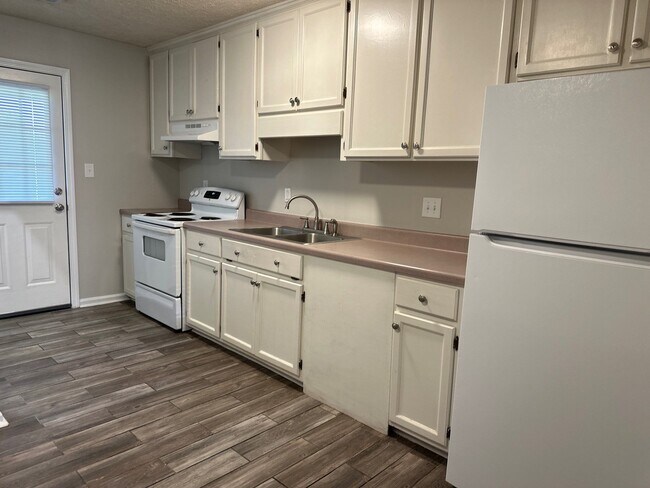 Photo - 642 Old Humboldt Rd Unidad A