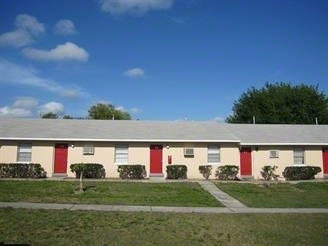 Country Place Apartments - Country Place Apartments