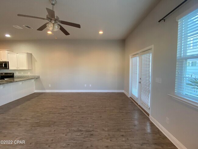 Photo - 101 Barefoot Falls