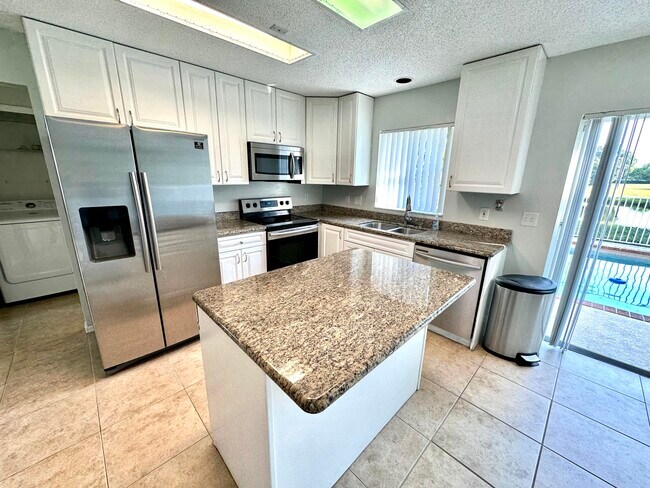 Photo - 2698 Linkside Dr