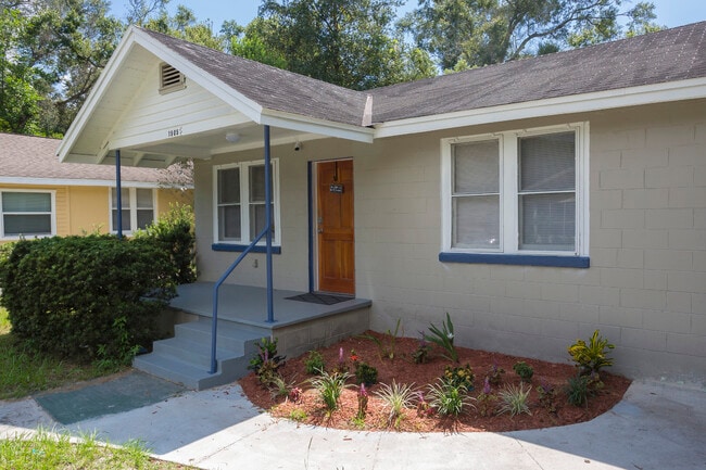 1505 E New Orleans Ave