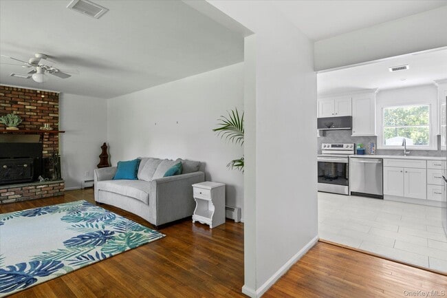 Photo - 64 Old Depot Rd