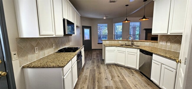Photo - 18411 Autumn Park Dr