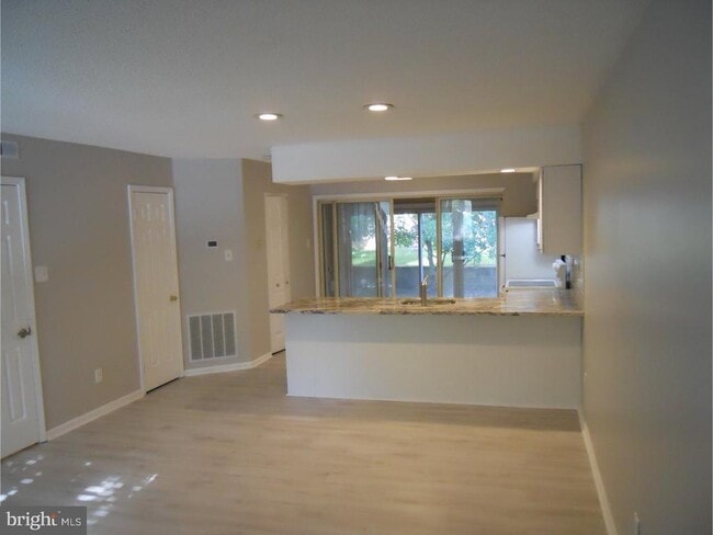 Photo - 309 Headhouse Ct