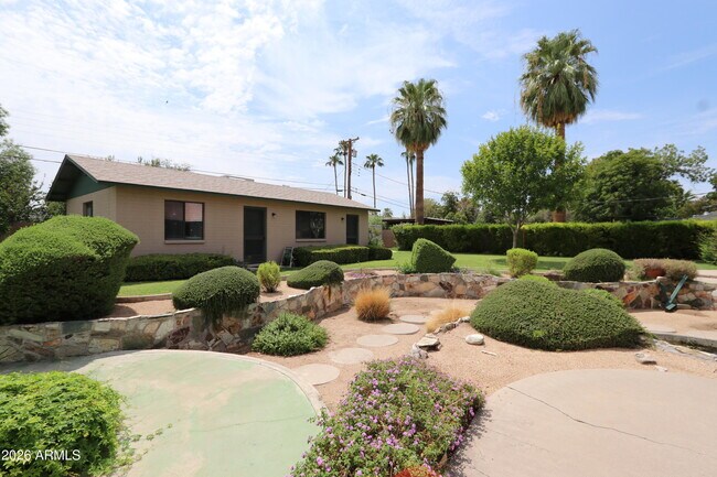 Photo - 3809 E Coolidge St