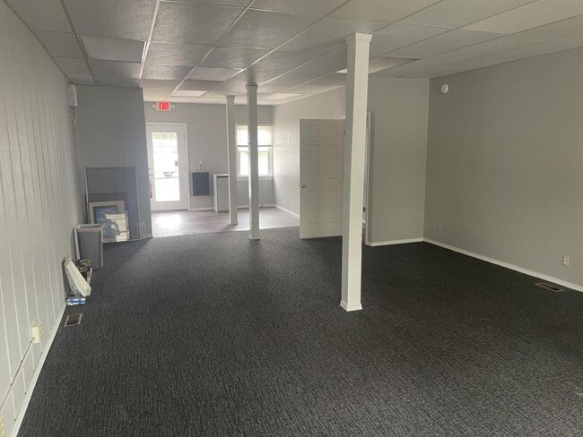 Photo - 399 E Main St