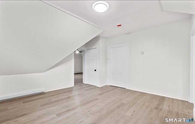 Photo - 32 Lamberton St Unidad 3