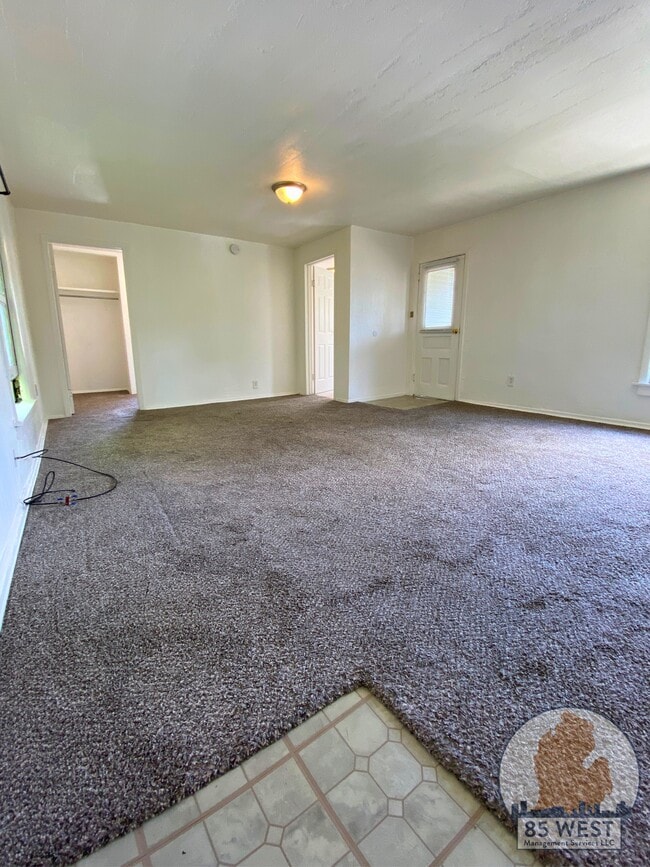 1247 Quarry Ave NW Unidad 2