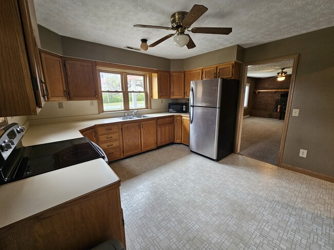 Photo - 3336 Orders Rd