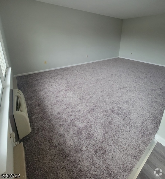 Building Photo - 37 E Main St Rental