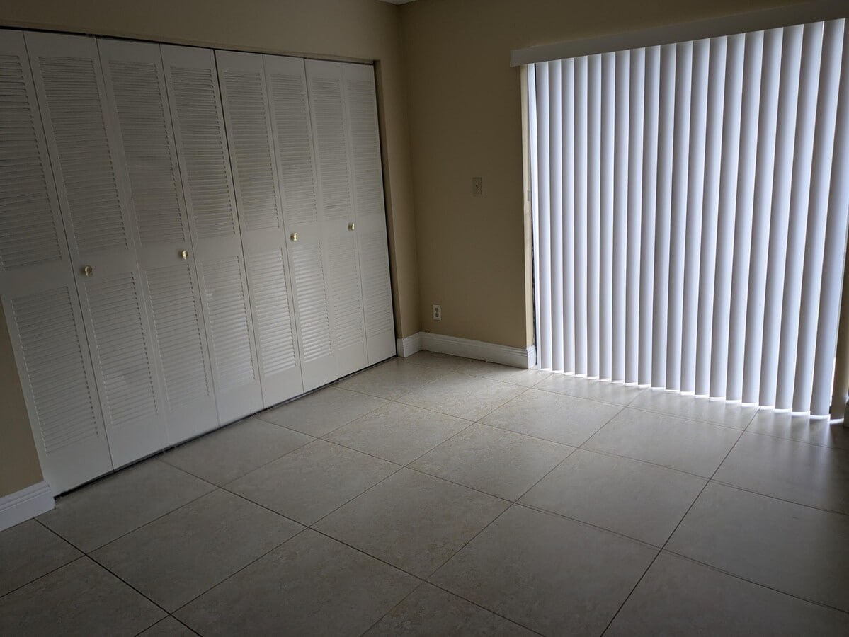 Photo - 7943 NW 41 Ct