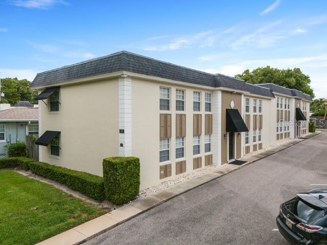 Photo - 317 E Amelia St Unit 4