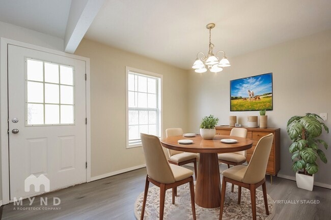 Photo - 413 Denton Cir