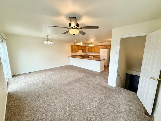 Photo - Spacious 4 Bed/3 Bath Duplex in Greeley