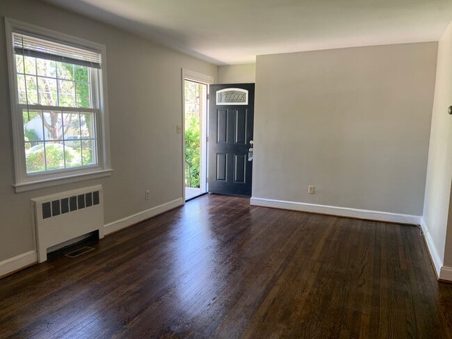 Photo - Kirkwood 2 BR convenient to shopping