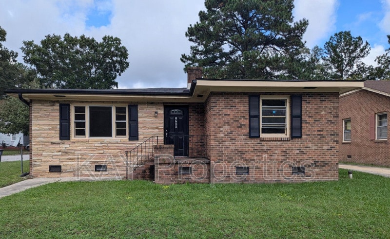 Photo - 1200 E Holly St