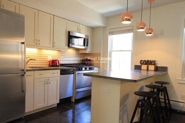 Photo - 39 Gray St Unit 3