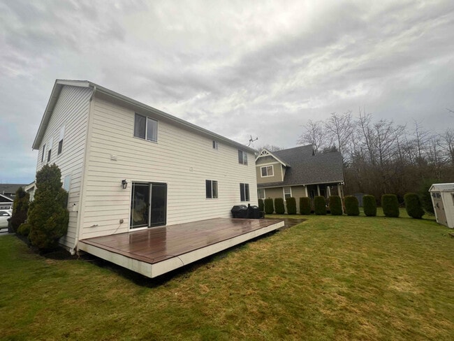 Photo - 1421 Settler Pl