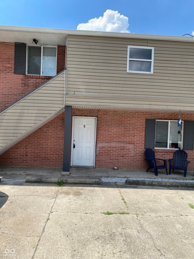 Photo - 135 W Hendricks St Unidad 5 Rental