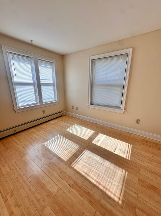 Photo - 86 Pitkin St Unit APT 1