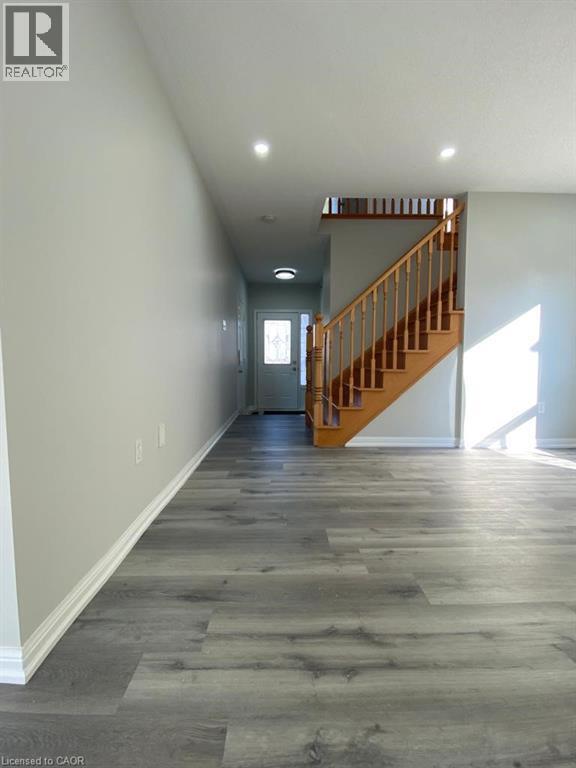 Photo - 28 Tawnie Crescent