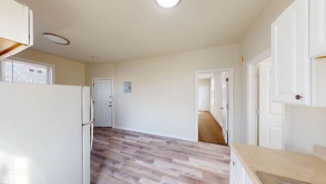 Photo - 1052 Garfield Ave Unit 3