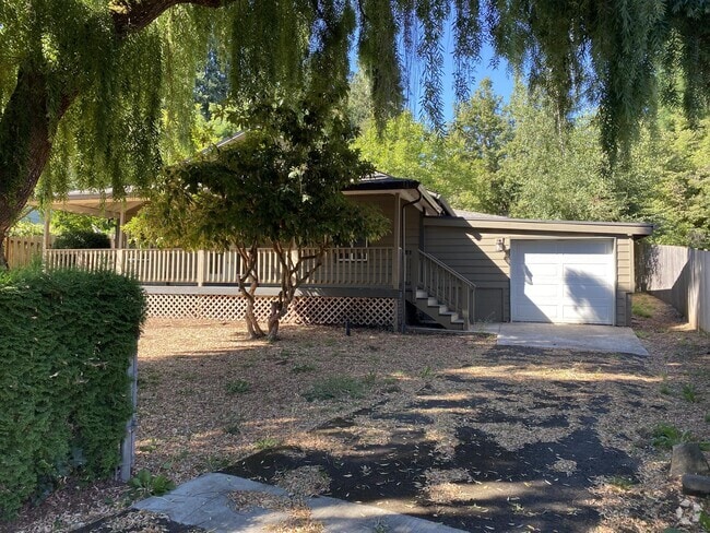 Building Photo - 1420 Dollar St Rental