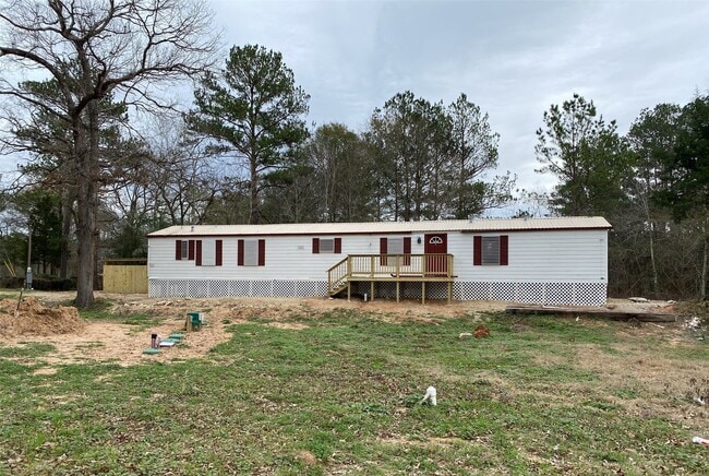 Building Photo - 16066 N Loop Dr