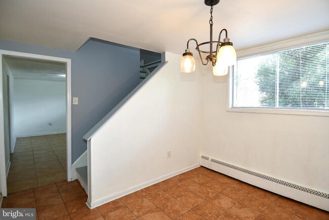 Photo - 14105 Robinson Ct