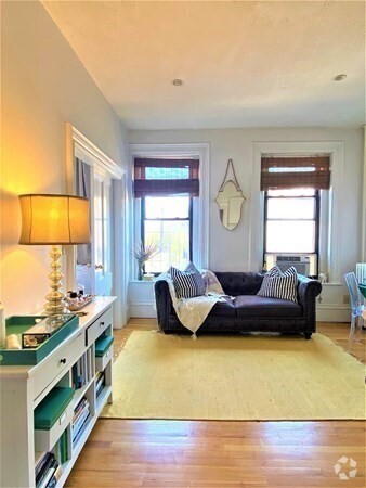 Building Photo - 566 Columbus Ave Unit 5 Rental