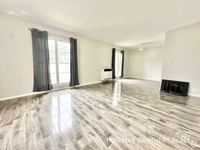 Building Photo - 6859 Willoughby Ave Unit 1A Rental