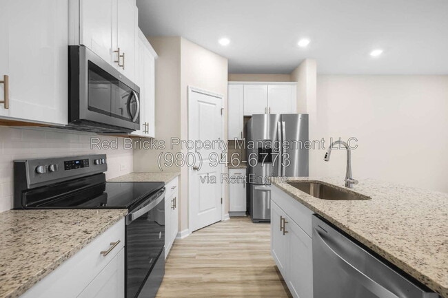 Photo - 3670 Backwater St